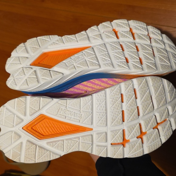 Hoka Vibrant Yellow and Blue Sneakers. Size 7.5B - Picture 4 of 8